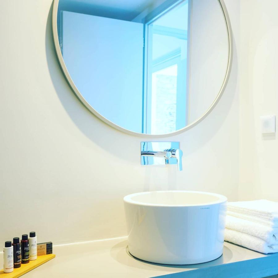 Iliades Luxury Boutique Suites Batsíon Dış mekan fotoğraf